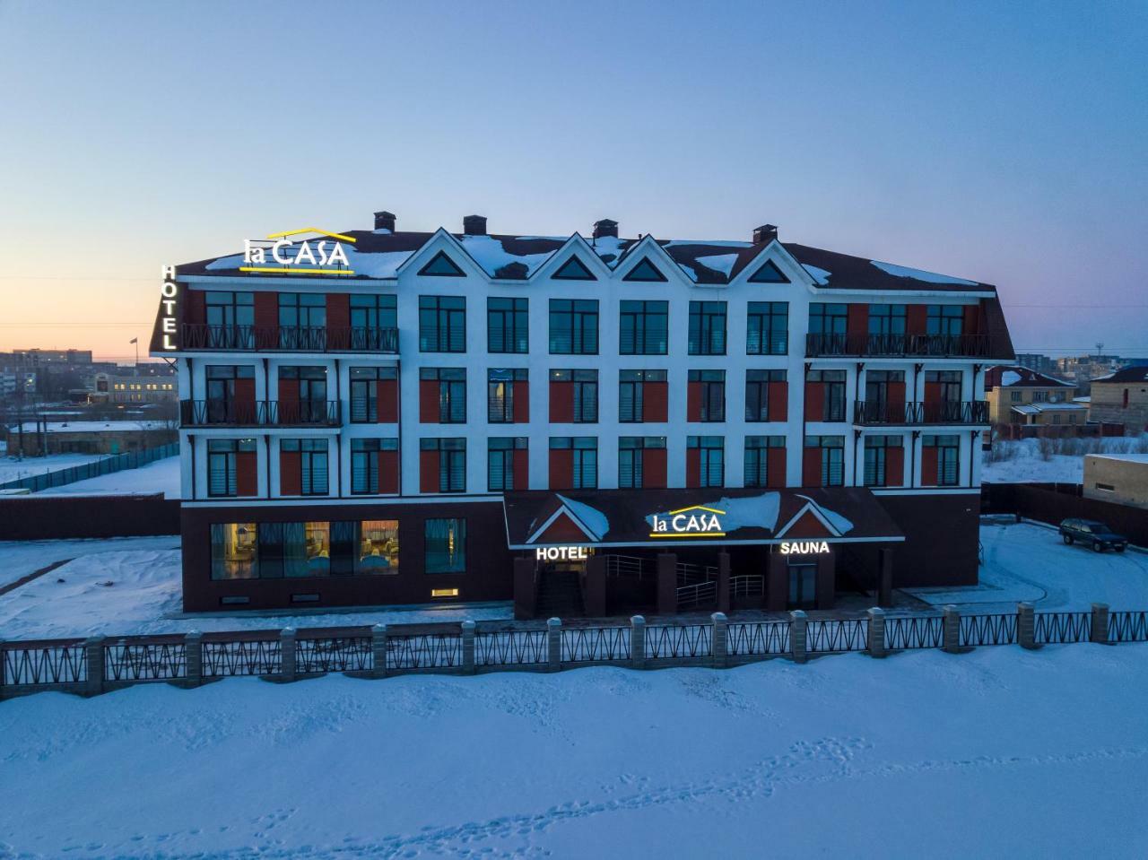 Lacasa Hotel Karagandy Exterior foto